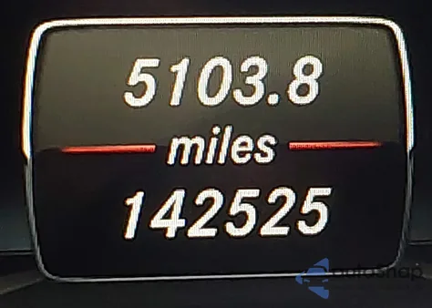 2013 Mercedes-Benz E 350 z USA, uszkodzony, nr VIN WDDKJ5KB5DF200043